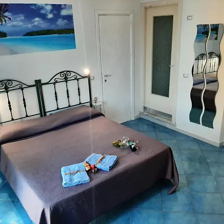 Il Veliero Konukevi
